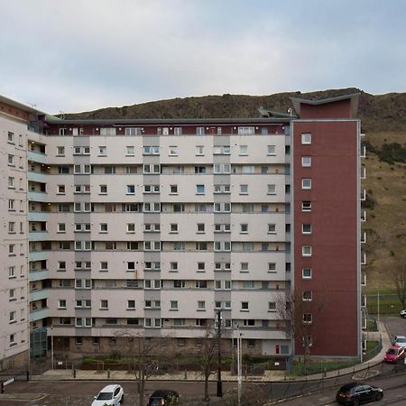 Holyrood New Apartment Edinburgh Bagian luar foto